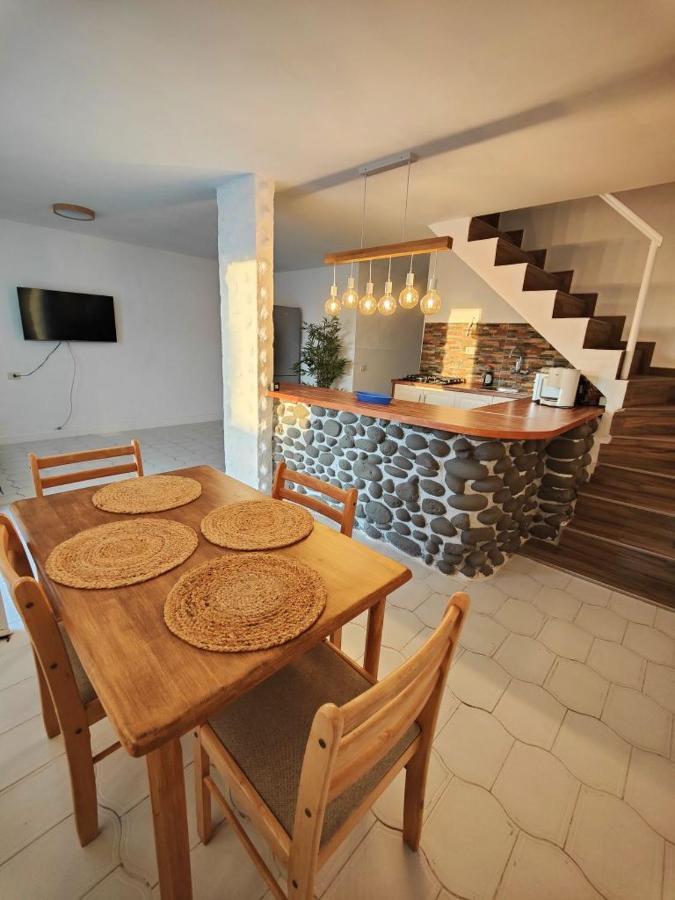 Casa Uwe, El Remo Apartment Puerto De Naos Luaran gambar